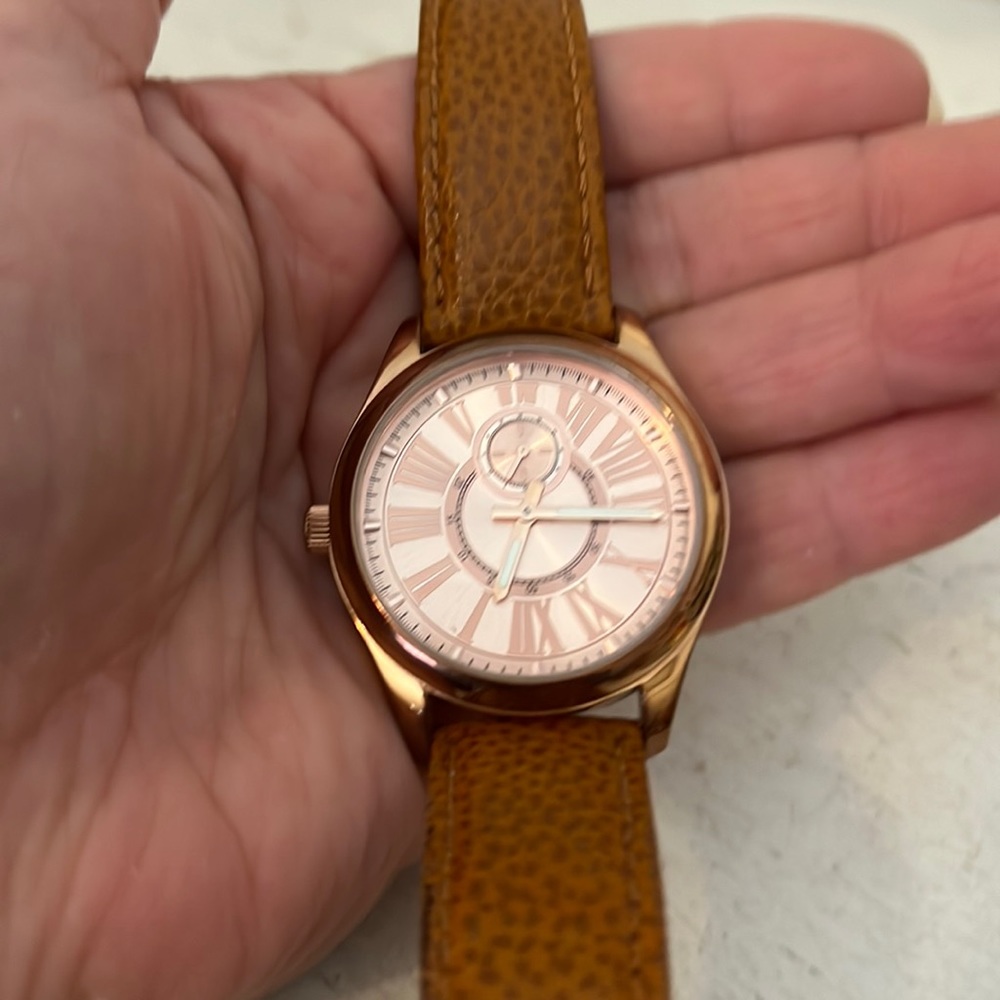 Bronzo Italia ladies watch rose gold tone face leather band oversized